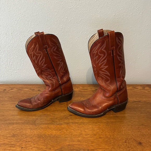 Men’s Redish/Brown Ariat Western Cowboy Boots - Picture 2 of 6